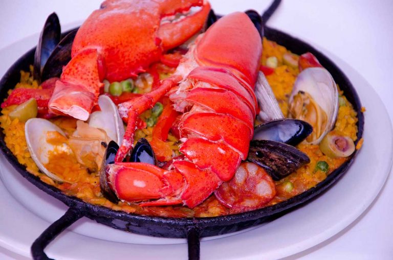 cinco demayo bayside best mexican restaurant paella seafood lobster 2.jpg